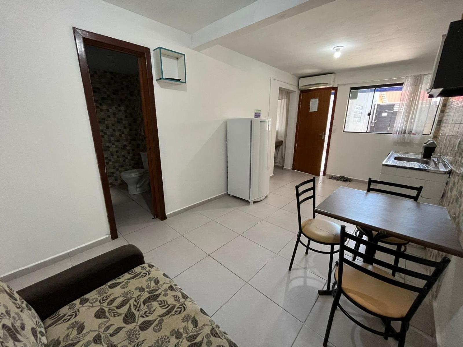 Kitnets No Campeche A 500 Metros Do Mar Appartement Florianópolis Buitenkant foto